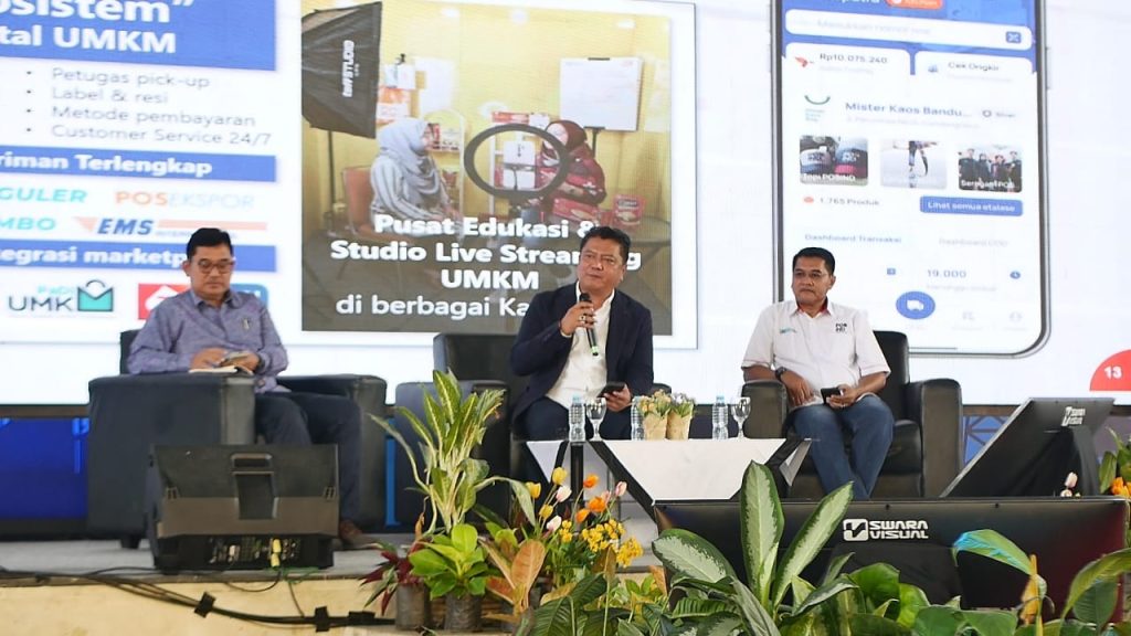 Pos Indonesia mengadakan hari logistik pertama di tahun 2025