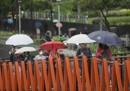 Prakiraan Cuaca Jakarta Hari Ini, 11 Februari 2025 Hujan Besar Sebagian