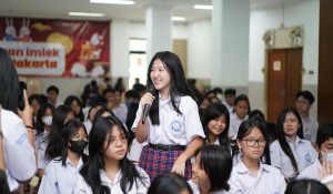 Program Aliansi Sekolah Biru Mengundang Sekolah untuk Mengatasi Polusi Udara di Jabodetabek