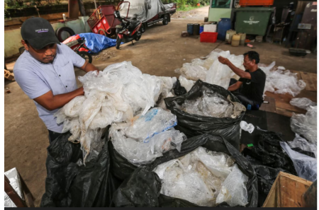 Program Pram-Rano 100 Hari, Semua RW di Jakarta Memiliki Bank Sampah