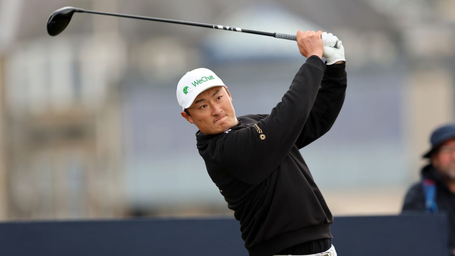 Qatar Masters: Haotong Li memenangkan gelar dengan birdie dramatis di lubang terakhir untuk mengklaim kemenangan keempat di Tur Eropa | Berita golf