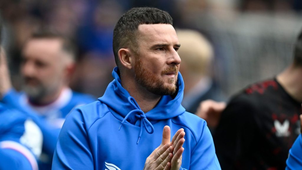 Rangers: Barry Ferguson bernama pelatih kepala sampai akhir musim setelah pemecatan Philippe Clement | Berita sepak bola