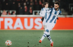 Real Sociedad menaklukkan midtjylland 2-1, satu langkah jauh ke 16 terakhir dari Liga Eropa