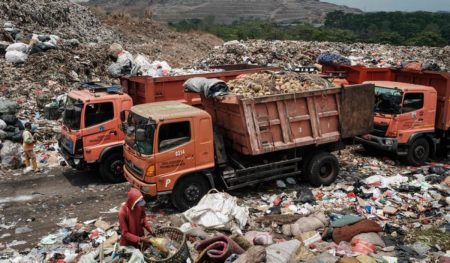 Realisasi pulau sampah masih jauh, kantor LH Jakarta menyebut peraturan yang sudah ketinggalan zaman