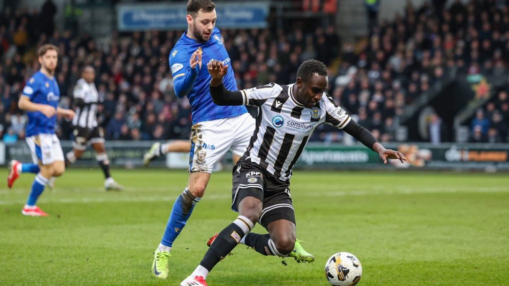 Ref Watch: St. Mirren secara keliru menolak hukuman di St. Johnstone Kekalahan