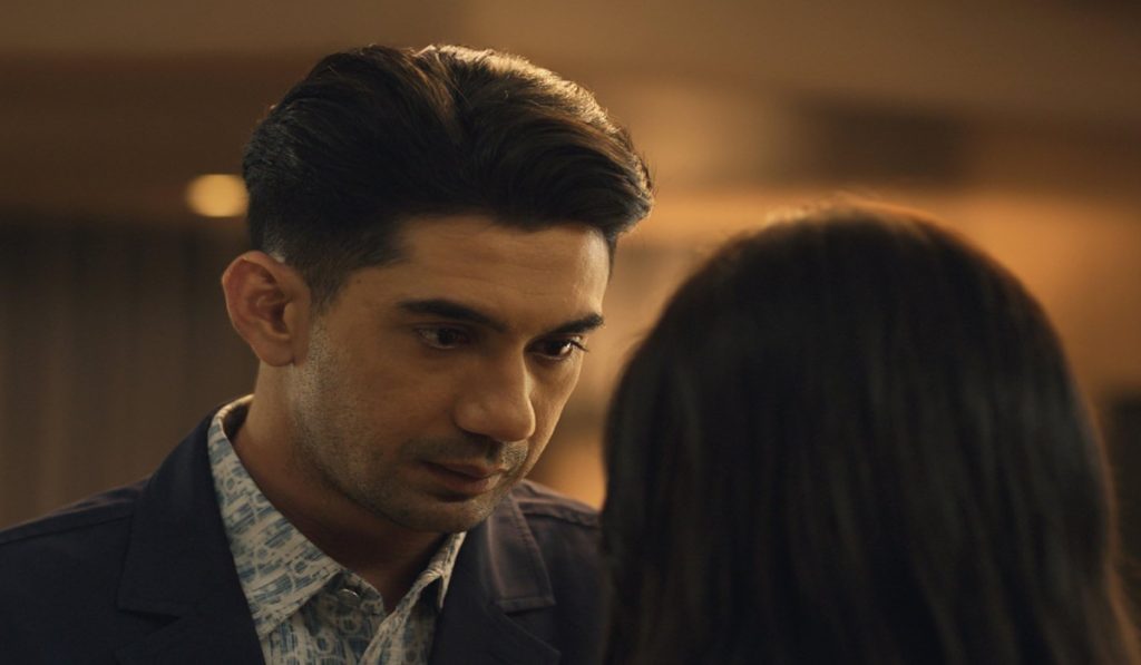 Reza Rahadian mengaku senang lagi membintangi film oleh Robert Ronny