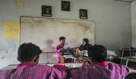 Sekolah memegang peran untuk mencegah penyebaran penyakit pada siswa