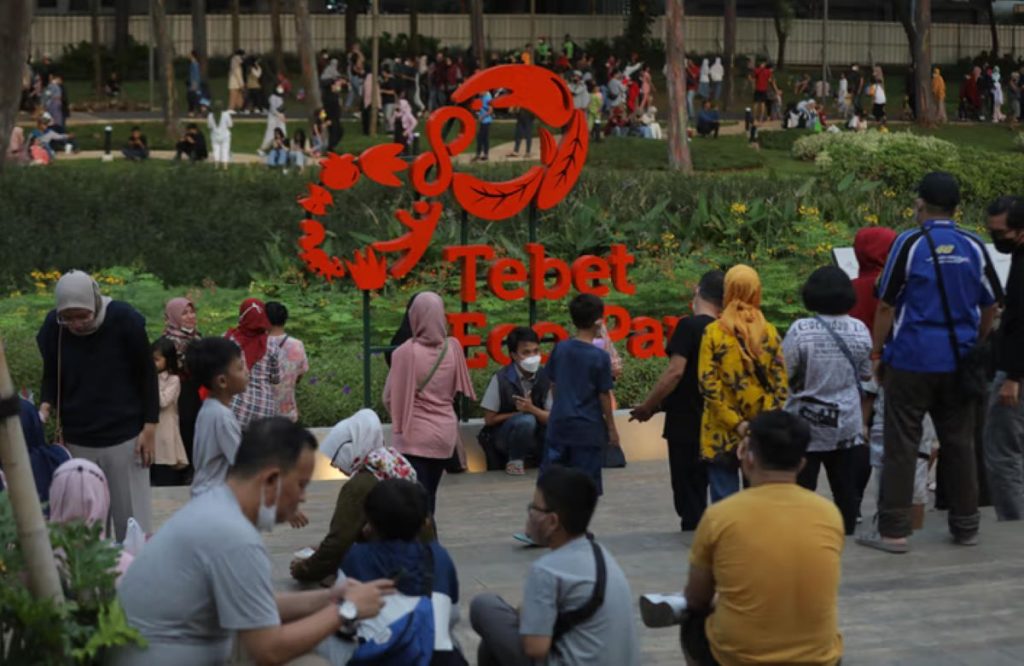 Taman di Jakarta beroperasi 24 jam, Dinas memastikan kebersihan dipertahankan