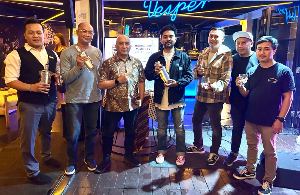 Vesper Sky Bar Lounge Meluncurkan Minuman