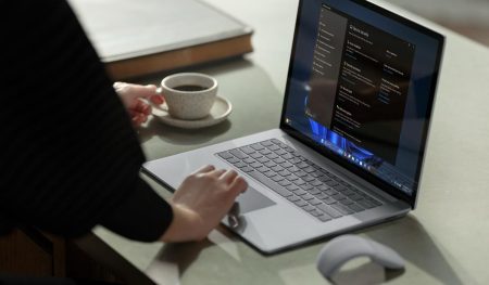 10 ribu unit perangkat Windows 11 Pro didistribusikan ke lembaga pemerintah