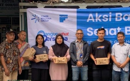 1,5 ton makanan didistribusikan ke daerah yang dipengaruhi oleh banjir bekasi