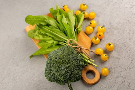 6 makanan yang kaya akan vitamin K untuk kesehatan tulang, darah dan jantung