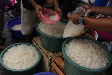 9 Manfaat rok untuk kesehatan, dapat menjaga hidrasi tubuh