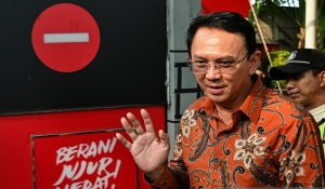 Ahok didesak untuk membuka diri tentang dugaan korupsi pertamina