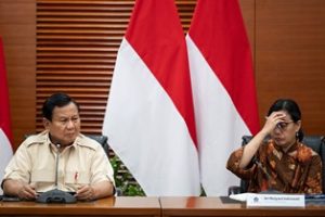 Airlangga dan Sri Mulyani dengan rapi ditolak dari kabinet