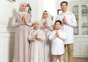 Althafunissa merilis koleksi mode sederhana yang menyambut hari Idul Fitri