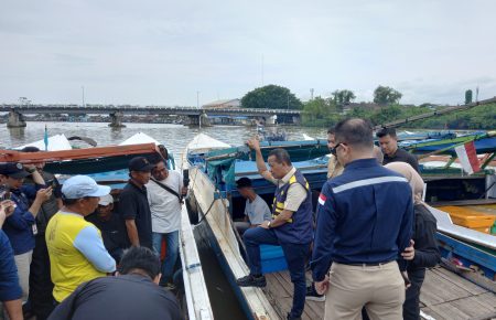 Bahlil ke Kalimantan Selatan Pastikan distribusi dan kualitas bahan bakar aman