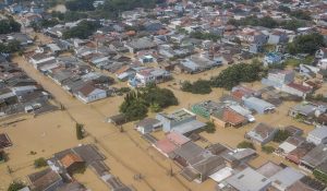 Banjir bekasi disebut lebih buruk dari tahun 2020, jalan dan rumah sakit juga terendam