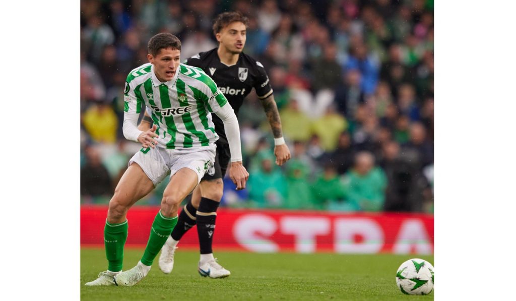 Betis nyata vs Vitoria de Guimaraes. Pertandingan berakhir di 2-2