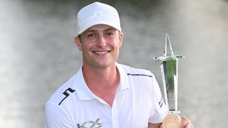 DP World Tour: Calum Hill yang menang di Skotlandia, Joburg Open setelah putaran akhir 62 pasukan play-off tiga arah | Berita golf