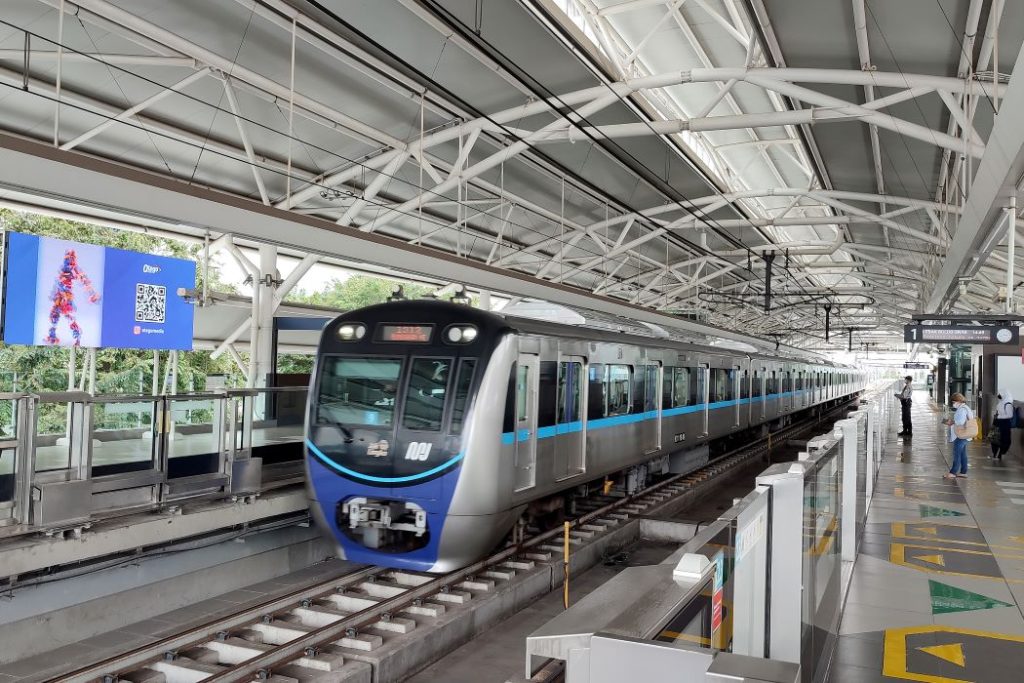 DPRD meminta pemerintah provinsi untuk meninjau kembali 15 kelompok gratis untuk mengambil MRT dan LRT