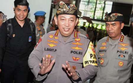 Dewan Pers mendesak Kepala Kepolisian Nasional untuk menyelidiki teror total kepala babi