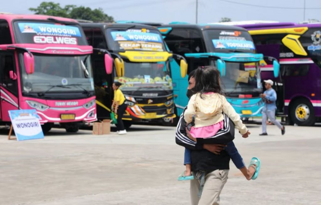 Dilakukan secara bertahap, program mudik mudik gratis untuk pemerintah provinsi DKI untuk menyesuaikan kondisi