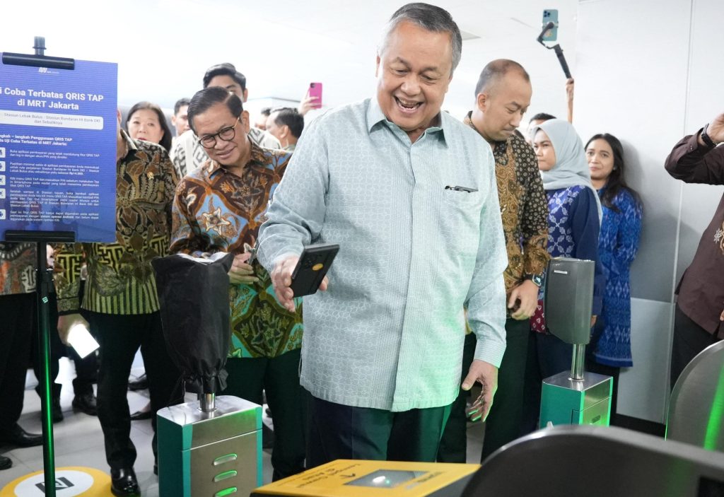 Diluncurkan secara resmi, pembayaran transportasi nirsut melalui QRIS Tap