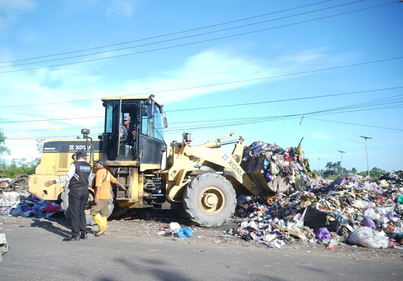 Gubernur Kalimantan Selatan menyoroti darurat limbah Banjarmasin