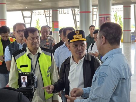 Gubernur Kalimantan Tengah Monitor Pos Pusat Transportasi Lebaran 2025