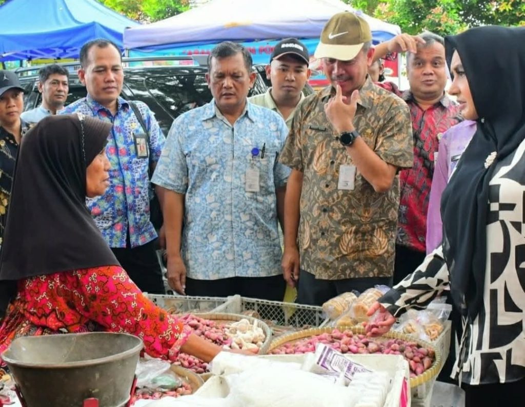 Harga sejumlah kebutuhan dasar di Jawa Tengah secara bertahap turun