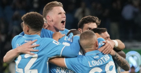 Hasil liga Italia Napoli dengan ketat menempel inter juventus muck