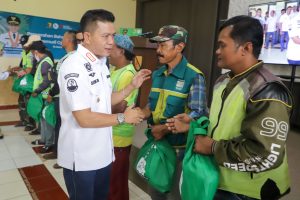 Inflasi pers, pemerintah Bandung Regency berbagi bahan makanan