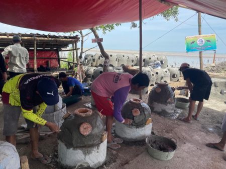 Inovasi Paranje, rumah baru karang karang di Pantai Tangkolakan Karawang