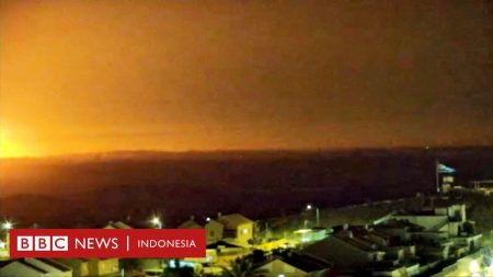 Israel meluncurkan ‘serangan besar -besaran’ di Gaza, 330 orang dilaporkan meninggal