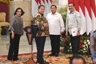 JCI anjlok minus 6.11, Airlangga melaporkan kepada Presiden Prabowo