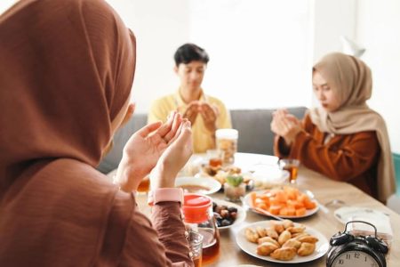 Jadwal Iftar untuk Area Jakarta Besar Hari Ini Senin, 24 Maret 2025