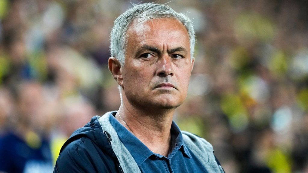 Jose Mourinho Terbuka untuk Mengelola Celtic atau Rangers di Masa Depan Karena ‘Gairah’ Scottish Premiership | Berita sepak bola