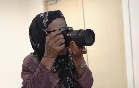 Kejutan untuk penggemar fotografi nenek