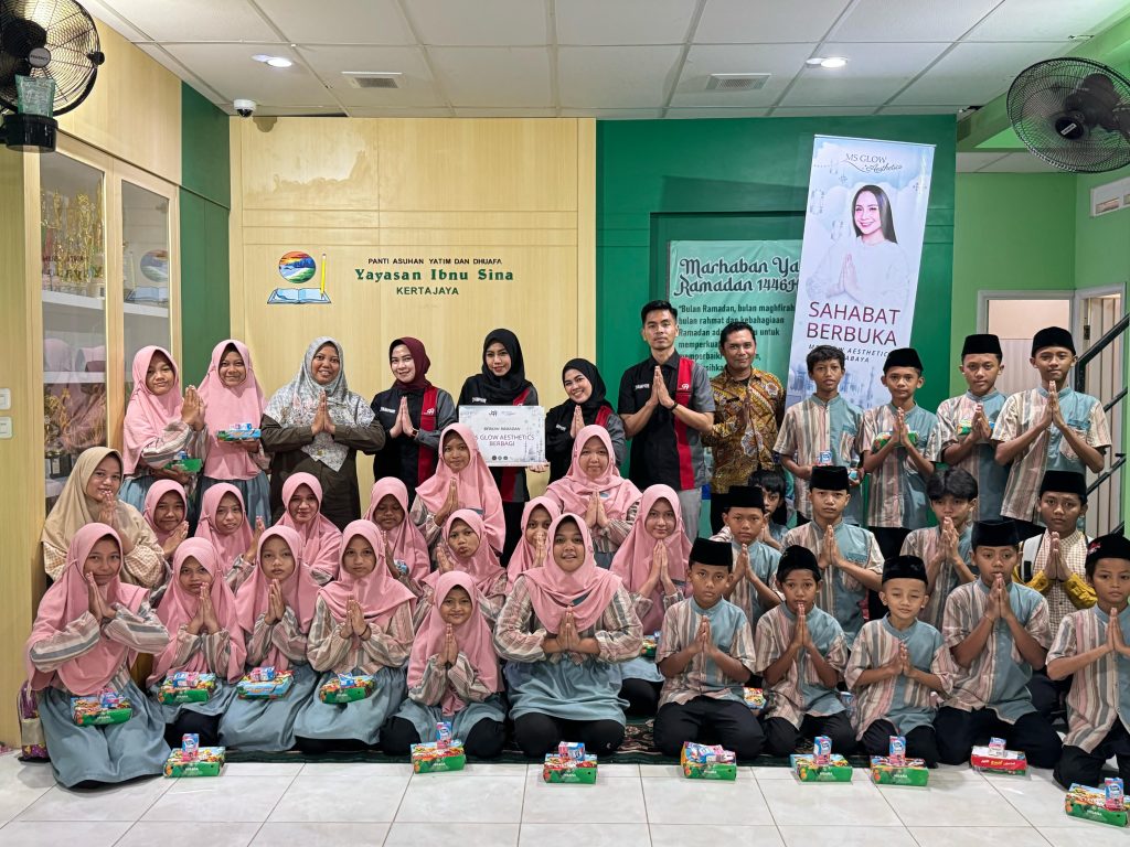 Klinik Estetika Ms. Glow berbagi semangat Ramadhan secara serentak di 7 kota