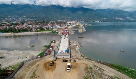 Konstruksi Rekonstruksi Jembatan Palu IV