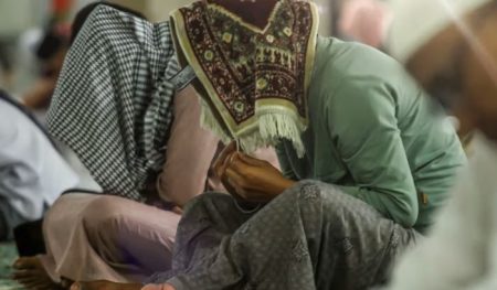 Lengkap Doa Kamilin Arab, Latin dan Diterjemahkan, Baca Setelah Doa Tarawih