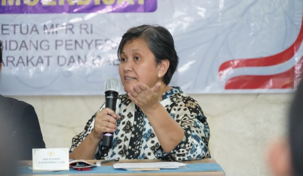 Lestari Moerdijat membangun kolaborasi yang kuat antara kementerian dan lembaga di sektor pendidikan