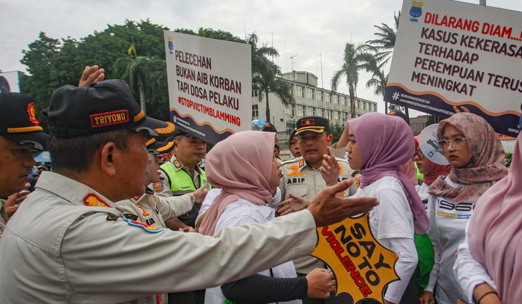 Memperkuat kemauan politik untuk mencegah tindakan kekerasan terhadap perempuan dan anak -anak