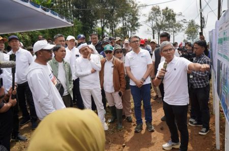 Menanam pohon untuk referensi puncak bogor, ptpn saya mendukung pelestarian alam