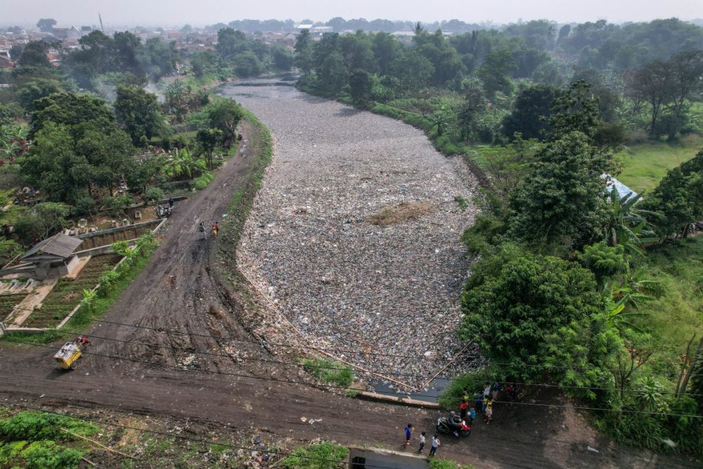 Mengabaikan kebersihan sungai mempengaruhi kualitas sumber air