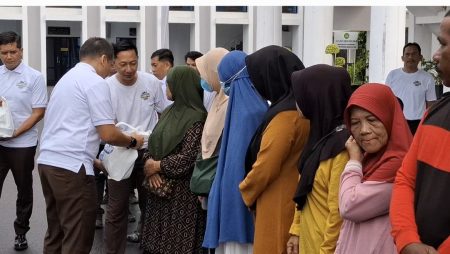 Menjelang Babel Kejati Idul Fitri Mempersiapkan 1.000 Paket Makanan Murah