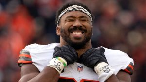 Myles Garrett: Cleveland Browns Edge Rusher setuju dengan ekstensi kontrak pemecahan catatan NFL | Berita NFL