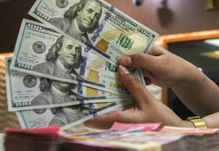 Nilai tukar Rupiah hari ini, 10 Maret 2025 diperkirakan akan memperkuat