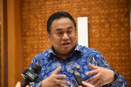 Pemerintah Rachmat Gobel harus membentuk gugus tugas untuk PHK dan kasus deindustrialisasi